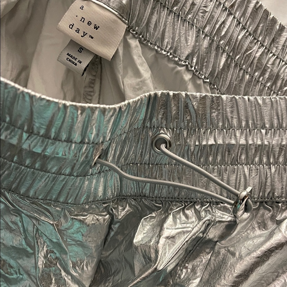 A New Day Silver Joggers - Picture 7 of 8